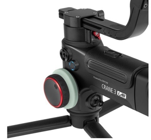 Estabilizador de cardán inalámbrico de mano de 3 ejes Crane 3 Lab con control táctil para cámara DSLR, similar a DJI Ronin S - Product Image 4