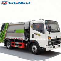 Camion compacteur de déchets Sinotruk HOWO 4X2 5,5 m³ pour la collecte des déchets municipaux