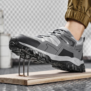 JINGTU Chaussures <span class=keywords><strong>de</strong></span> sécurité isolées 10KV anti-crevaison <span class=keywords><strong>ultra</strong></span>-légères avec semelle en caoutchouc et plastique pour hommes - Product Image 1