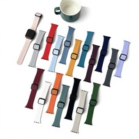 Kompatibel untuk IWatch S9/S8/S7/S6/S5/S10; Tali Gel Silikon Olahraga Model Baru dengan Gesper Magnetik; Lebar Tali 41-49mm