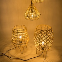 Lampe suspendue en saule tressé à la main, style bohème, éclairage d'ambiance chaleureux pour salon, salle à manger, café, restaurant, décoration