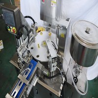 Machine de remplissage et de scellage automatique à commande PLC pour liquides, pâtes, sauces, miel de qualité alimentaire, 1 tête de remplissage, 1 tête de scellage sous film, plastique/boîte