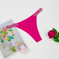 Culottes string sans couture respirantes en nylon et soie glacée pour femmes, lingerie sexy et séduisante avec lettrage anglais et embellissements en strass