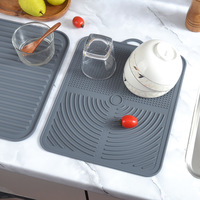 Accessoires de cuisine Tapis de table en silicone coloré de 17.5 pouces/Tapis de séchage de cuisine/Tapis de filtre à eau pour tasse