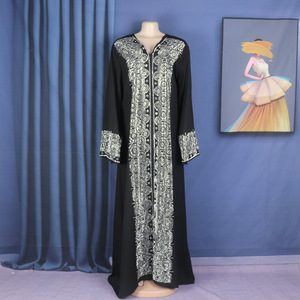 Robes <span class=keywords><strong>Abaya</strong></span> Musulmanes à Strass <span class=keywords><strong>Pas</strong></span> Chères de Fabricants CCY, Robe Longue <span class=keywords><strong>Abaya</strong></span> Africaine à Col en V pour Femmes de Dubaï - Product Image 5
