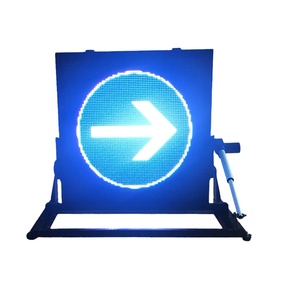 Panneau d'affichage LED P10 couleur pliable monté sur véhicule pour messages routiers, affichage d'images/mots/vidéos, étanche IP68, portée >800m - Product Image 3