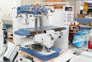 Machine de fraisage CNC verticale universelle à 3 axes à servomoteur automatique de haute précision pour la découpe des métaux - Product Image 5