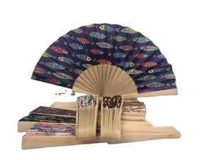 Éventail en bois personnalisé pour décoration de mariage, prix d'usine, vente chaude, faible MOQ - Product Image 4