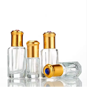 Botella Cuadrada de Acrílico Transparente con Tapa Dorada de Rosca, Envase Cosmético de 3ml 5ml - Product Image 3