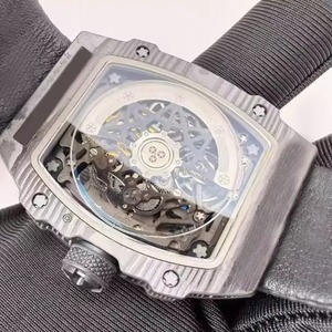 Reloj Automático de Fibra de Carbono Ultrafino de 7.8mm, Estilo RM67-02, Edición de Color 2026, Correa de Nailon - Product Image 5