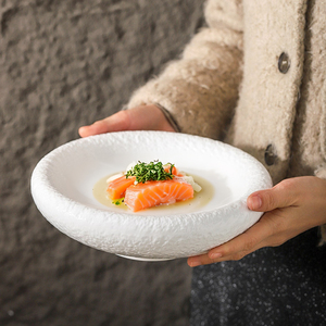 Assiette en céramique blanche moderne pour hôtel, restaurant haut de gamme, vaisselle créative, assiette artistique pour la <span class=keywords><strong>cuisine</strong></span> <span class=keywords><strong>française</strong></span> occidentale, <span class=keywords><strong>plat</strong></span> froid - Product Image 3