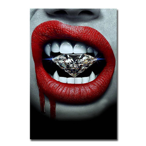 Stampe su Tela di Labbra Rosse Sanguinanti Sexy, Dipinti con Dollari, Proiettili e Denaro, Quadri Decorativi da Parete - Product Image 6