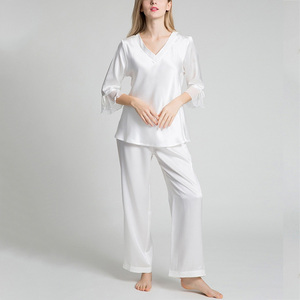 Factory Price Bulk <span class=keywords><strong>Hot</strong></span> <span class=keywords><strong>Sale</strong></span> Long Sleeve Sleepwear Pajama Milk Silk Nightwear Pajamas Set For Women - Product Image 4