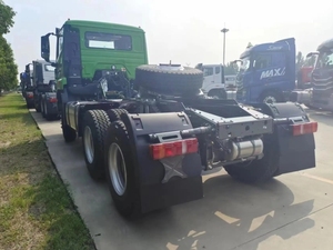 HOWO 6x4หัวรถบรรทุกกับเครื่องยนต์ดีเซล375HP HOWO รถเทรลเลอร์รถบรรทุกแทรคเตอร์ - Product Image 4