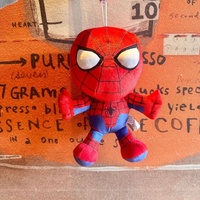 Jouets en peluche brodés en gros, super-héros d'anime Avengers Spider-Man Hulk, en coton PP ultra doux, anti-stress, styles variés