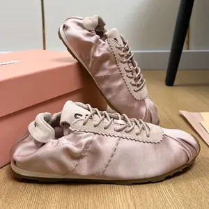 <span class=keywords><strong>Zapatillas</strong></span> deportivas <span class=keywords><strong>de</strong></span> satén Plume para mujer, <span class=keywords><strong>zapatillas</strong></span> <span class=keywords><strong>de</strong></span> bailarina <span class=keywords><strong>de</strong></span> diseño, <span class=keywords><strong>zapatillas</strong></span> planas casuales <span class=keywords><strong>de</strong></span> <span class=keywords><strong>ballet</strong></span>, forro <span class=keywords><strong>de</strong></span> tela, suela con estampado <span class=keywords><strong>de</strong></span> estrellas. - Product Image 1