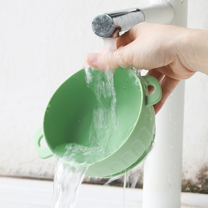 Ensemble de bols d'alimentation pour bébé en silicone biodégradable, sans BPA, écologiques et durables, avec bavoir et cuillères, capacité de 450 ml, classique pour les repas des enfants - Product Image 6