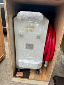 เครื่องทำความสะอาดด้วยน้ำแข็งแห้งขนาดเล็ก รุ่น Compact Brown Mini Nova สำหรับใช้งานในอุตสาหกรรมขนาดเล็ก - Product Image 2