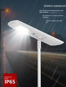 Farola LED impermeable para exteriores IP65 de alto brillo 300W 400W 500W farola solar integrada LED todo en uno - Product Image 2
