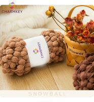 Vente chaude taille moyenne 16mm couleurs fantaisie pompons 100% Polyester pop-corn pompon fils pour couverture tricot