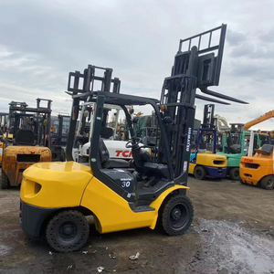 Montacargas Diésel Komatsu FD30 Usado de 3 Toneladas con Motor Japonés, Componentes de Rodamientos, Mástil de Dos Etapas de 1000mm de Distancia entre Ejes de Carga - Product Image 1