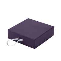 Boîte à bijoux portable de luxe personnalisée par un fabricant professionnel avec couvercle transparent, gaufrée et laminée mat, boîte cadeau personnalisée