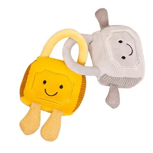 新款搞笑设计毛绒玩具可爱同心锁毛绒玩具自制家居装饰工具造型毛绒玩具