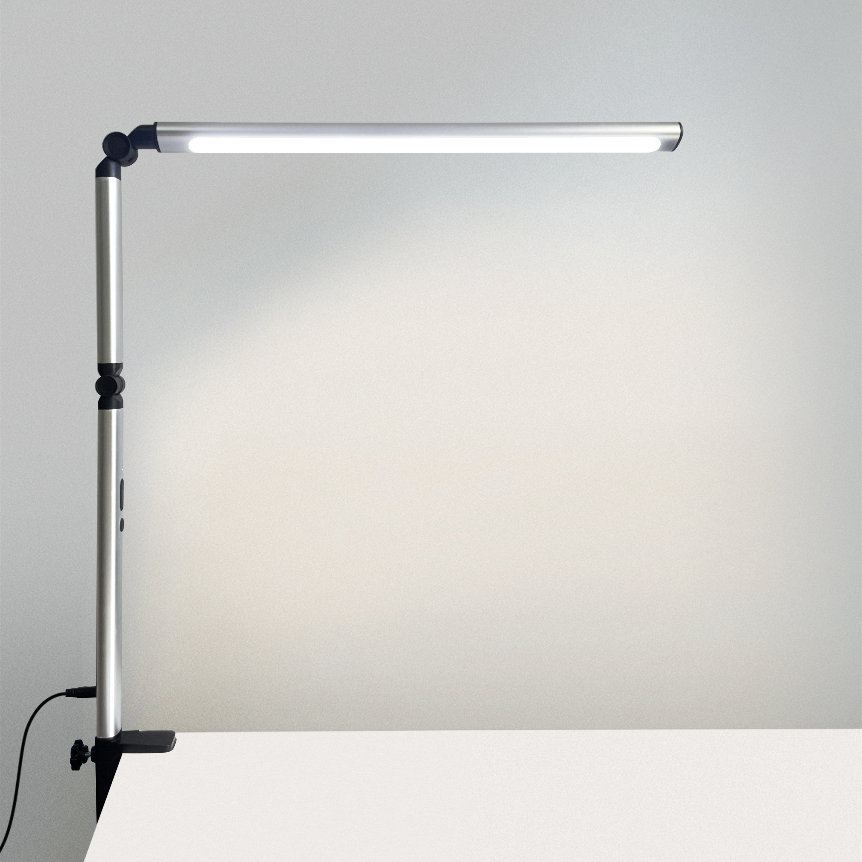 Hot Sale Desk Accessories Eye-Care Dimmable Reading Light with Clamp 3 Color Modes Swing Arm Clip-on Work Table Desk Led Lamp