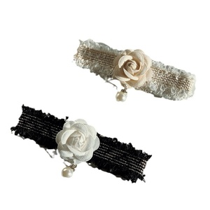 Offre spéciale sur pour <span class=keywords><strong>Amazon</strong></span> Pet Winter Camélia Bib pour petits chiens Collier de chat parfumé avec Sweet Lady Jewelry Style Made - Product Image 5