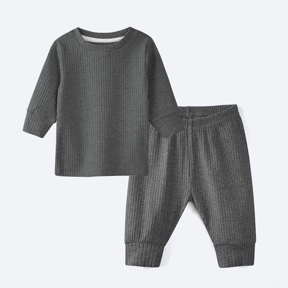 Gris foncé
