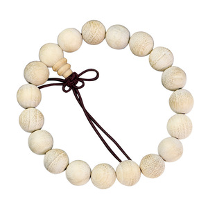 สร้อยข้อมือไม้การบูร 10 มม- 19 เม็ด กลิ่นหอมธรรมชาติ ใส่ได้ทุกวัน - Product Image 5
