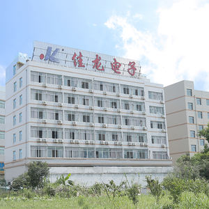 <span class=keywords><strong>KAN</strong></span>-34 Vente chaude Interrupteur mural en verre trempé gris 1 gang type 86 Prise multiple couleurs Bord carré IP65 Plastique 3A 250V pour le Royaume-Uni - Product Image 4