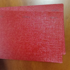 Papel de Cuero Sintético Brillante Rojo Vibrante de 120 g/m², Multitextura, con Relieve Personalizado, para Cajas de Joyería y Embalaje de Regalos - Product Image 4