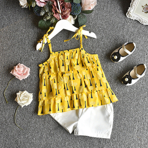 Compra en Línea: Conjunto de Camiseta sin Mangas con Estampado Completo y Pantalones Blancos para Niñas, de Proveedor Chino - Product Image 1