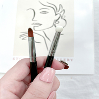 Outils de maquillage multifonctionnels pour femmes Pinceau correcteur à double extrémité de bonne qualité manche en bois Pinceau correcteur portable pour maquillage correcteur