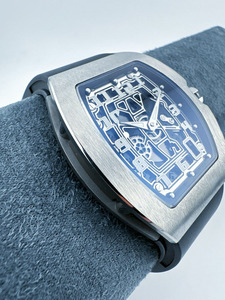 Simple and Light Complex and Overlapping the Perfect Choice for Matching Formal Wear <b>Mechanical</b> <b>Watch</b> - Product Image 3