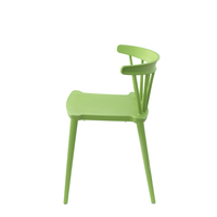 Chaise de salle à manger de restaurant en plastique coloré nordique moderne bon marché en gros pour l'extérieur, le jardin, le café