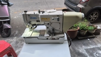 Machine à coudre à entraînement direct Jordon 373D avec fonction de changement rapide des boutons, modèle Jordon 1377D pour la pose de boutons.