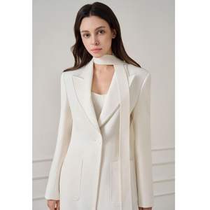 Chaqueta de mujer Jacquard de hormiga blanca elegante de alta calidad, manga larga con un solo pecho, corte recto contemporáneo, cierre tejido corto - Product Image 5