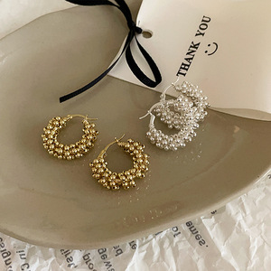 Boucles d'oreilles en métal enveloppées autour de l'oreille, design de niche féminin, rétro, simple, toutes occasions, boucles d'oreilles tendance - Product Image 1