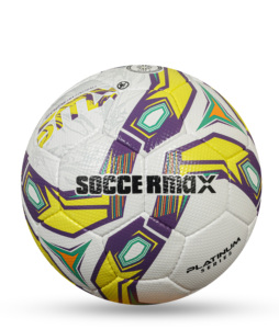 Ballon de football fait à la main avec design de logo personnalisé en gros Ballon d'entraînement officiel pakistanais en cuir PU PVC caoutchouc TPU - Product Image 1
