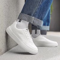 Baskets tendance coréennes pour hommes – Nouvelle collection printemps, respirantes, durables, légères, blanches unies, polyvalentes, à semelle épaisse, chaussures décontractées