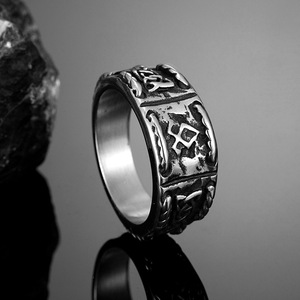 Anillo de Acero Inoxidable Estilo Vikingo Nórdico con Diseño de Letras, Joyería de Moda Unisex, Regalo - Product Image 1