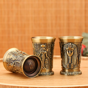 Copa de Vino Pequeña de Aleación de Zinc, Estilo Antiguo Egipcio, Creativa y de Alta Gama para el Hogar - Product Image 3