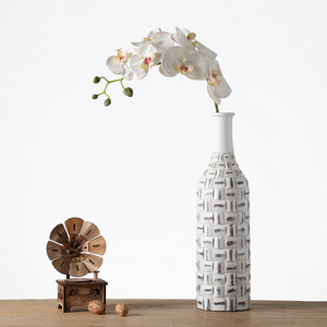 Vaso bianco alto <span class=keywords><strong>in</strong></span> stile europeo arte Floreros artigianato ornamenti <span class=keywords><strong>vasi</strong></span> <span class=keywords><strong>in</strong></span> <span class=keywords><strong>resina</strong></span> per il matrimonio - Product Image 3
