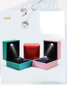 กล่องไฟ LED สำหรับเครื่องประดับ ผลิตจากโรงงาน รับทำตามขนาด กล่องใส่แหวนเพชรพร้อมโลโก้ กล่องใส่สร้อยข้อมือแบบมีไฟ กล่องใส่สร้อยคอ - Product Image 5
