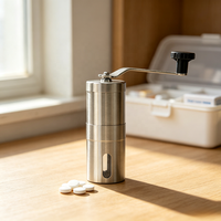 Broyeur de pilules manuel personnalisé avec logo, concasseur de médicaments portable, moulin à comprimés à manivelle pour les soins de santé à domicile