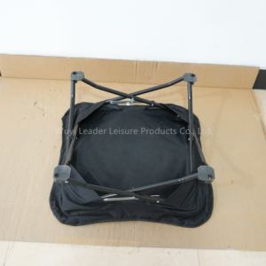 Leader precio de fábrica portátil de plástico plegable a prueba de masticación cama elevada para perros al aire libre plegable masticar cama para mascotas masticar cama para dormir - Product Image 5