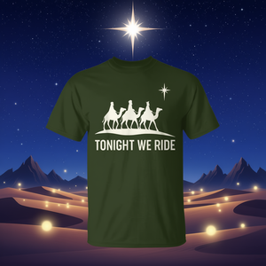 Tonight We Ride - Camiseta navideña para hombre con diseño navideño y gráfico de estrellas y camellos - Product Image 3