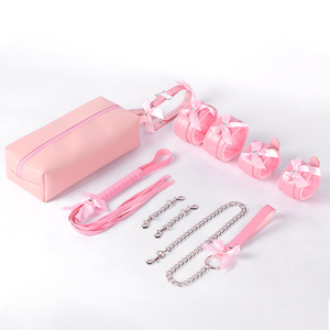 Çin fabrika doğrudan satış seks oyuncakları PU deri sevgililer 5 parça esaret kiti oyuncak seti deri BDSM esaret kısıtlama seti - Product Image 2